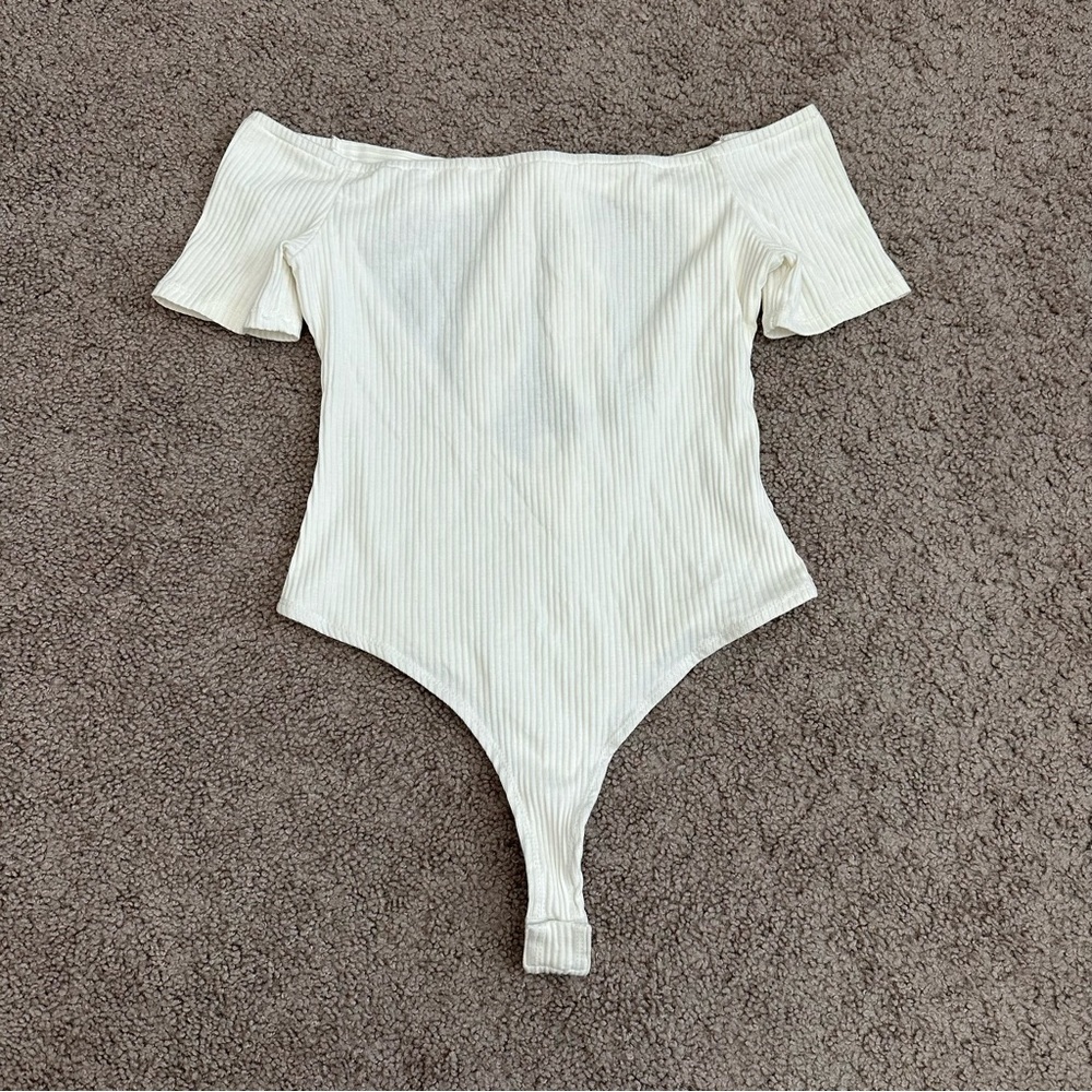 Dainty Hooligan Bodysuit Womens Size M Ribbed White Back Knot